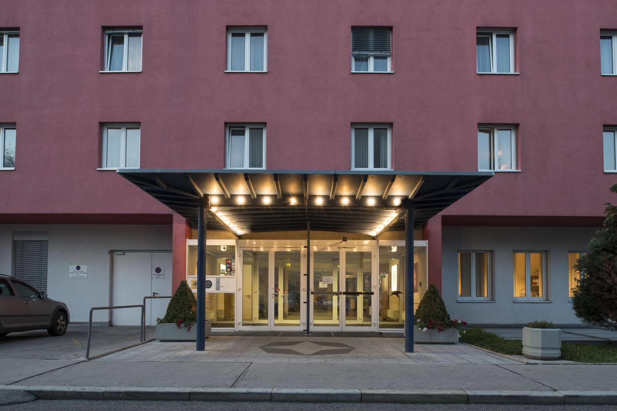 24Hours Apartment Hotel Wien Ngoại thất bức ảnh