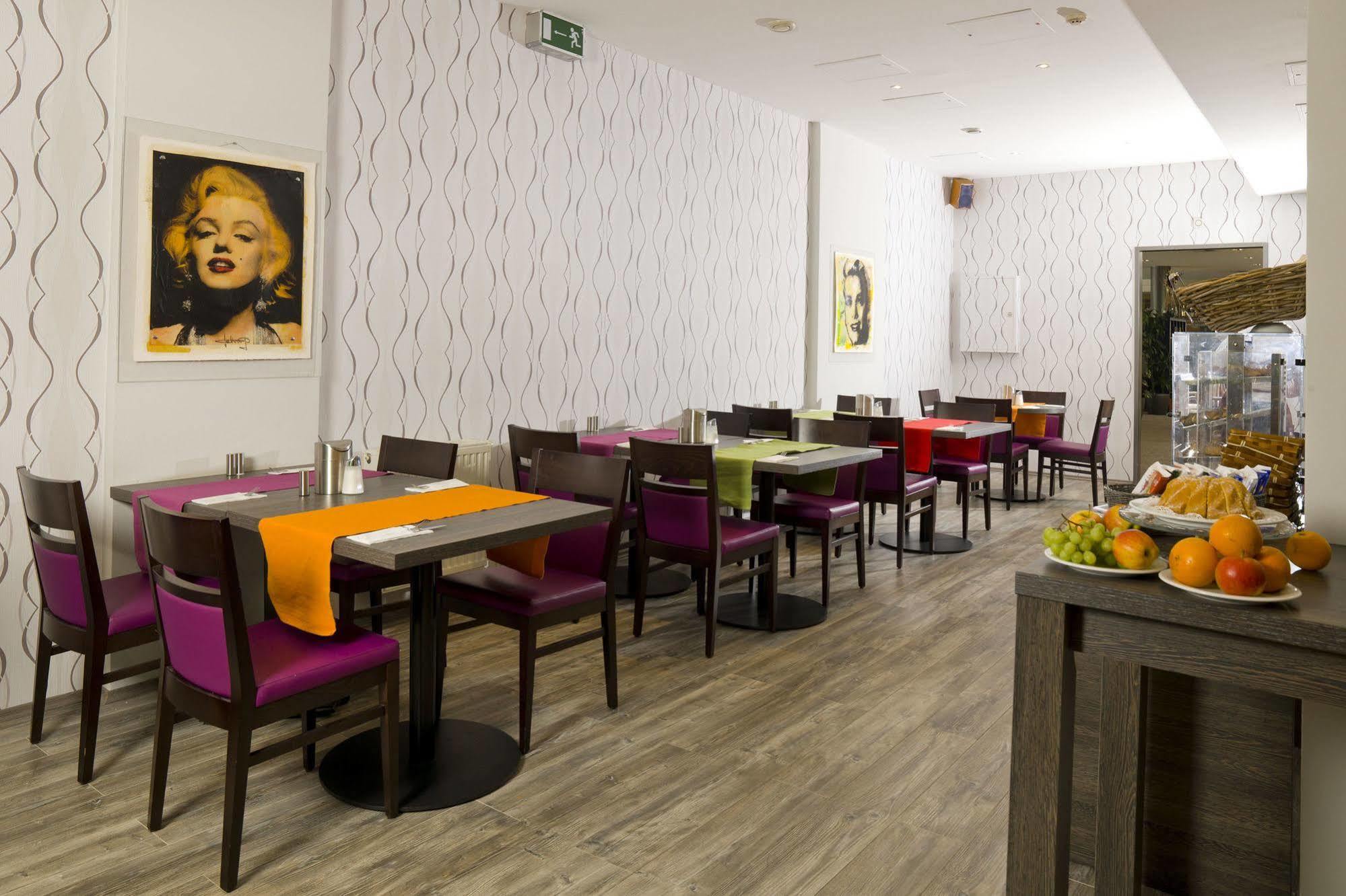 24Hours Apartment Hotel Wien Ngoại thất bức ảnh